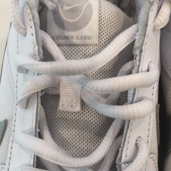 Nike leather tennis shoe, size 7.5, worn once for an hour perfect condition - Picture 4 of 11